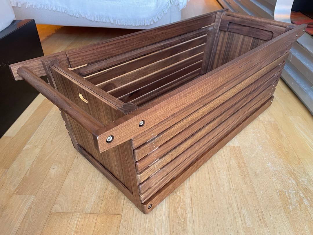 IKIKI シェルフコンテナ L ウォルナット・スパイク・レインカバー付