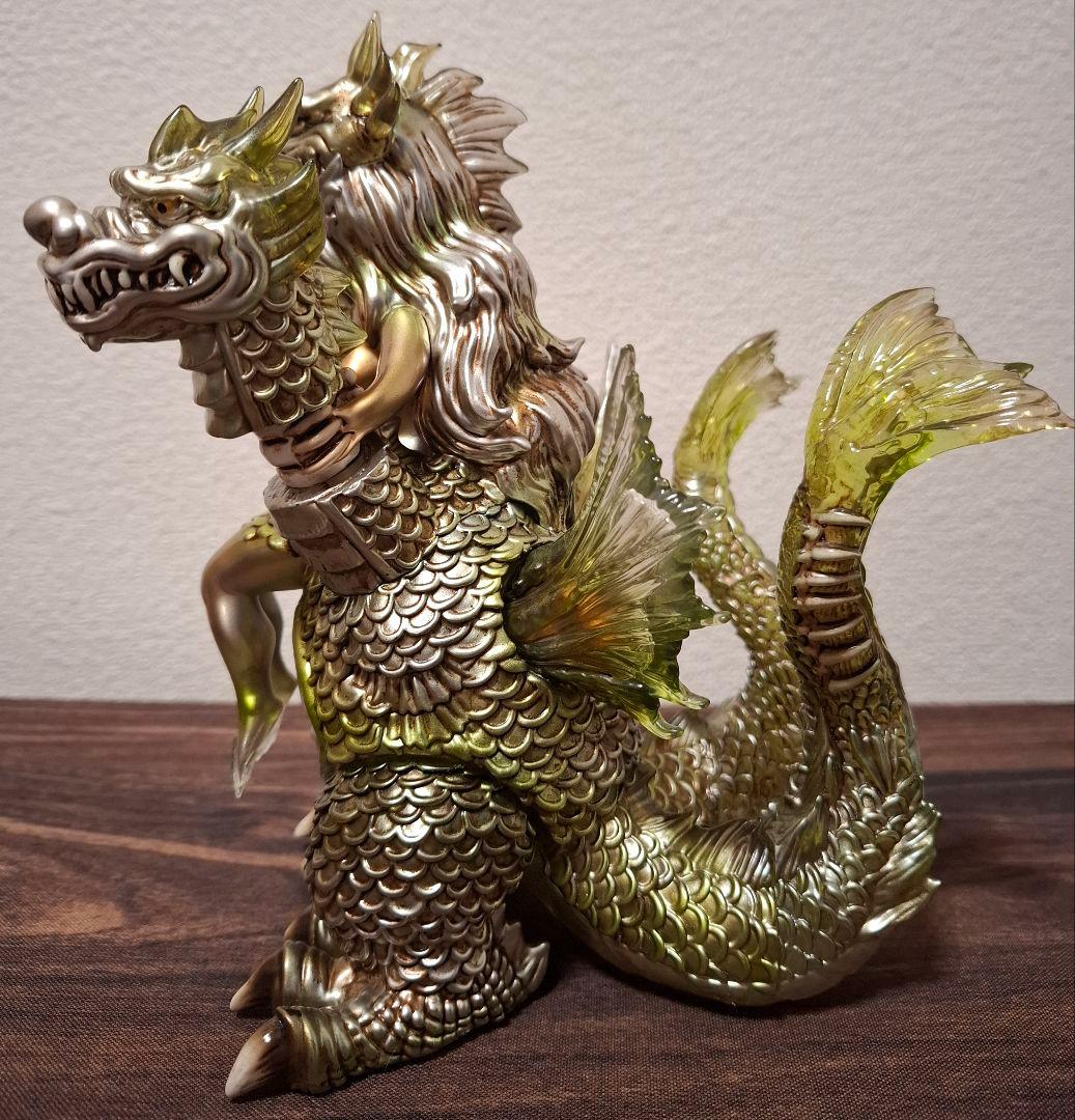 怪獣女王 DRAGORA ソフビ　ドラゴラ　メタリックカラー　トーイポポタマス