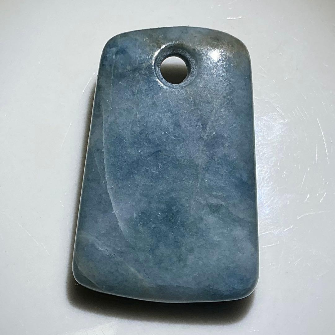 コン沢翡翠　銅鐸型ネックレストップ