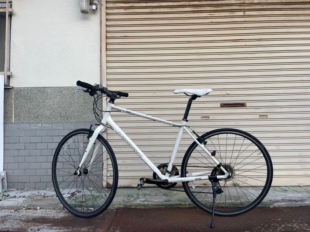 クロスバイク ホワイト 700C アルミフレームKhodaaBloom Rail