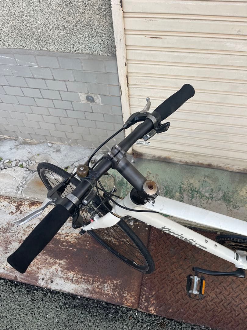 クロスバイク ホワイト 700C アルミフレームKhodaaBloom Rail