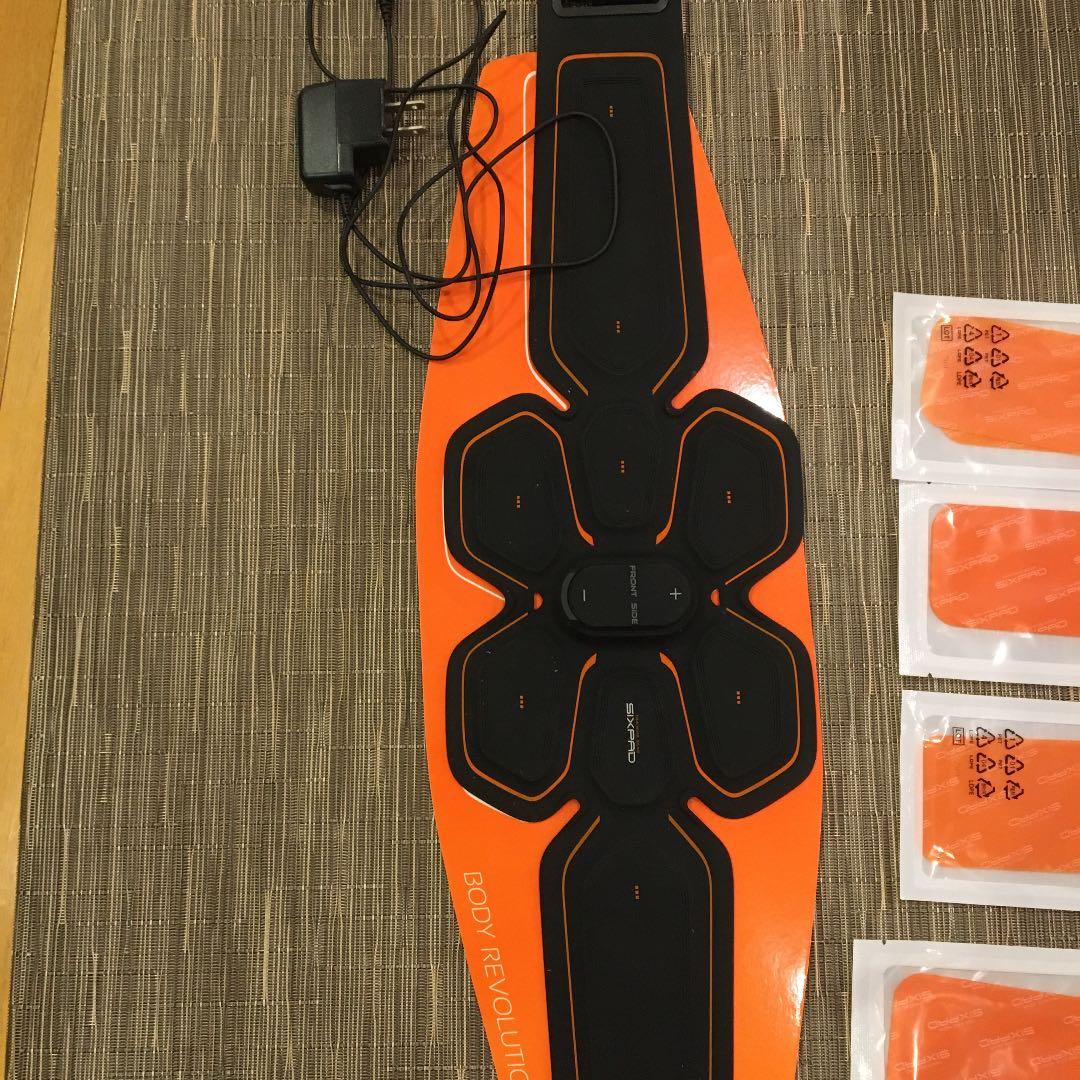 正規品　シックスパッド　セット　ベルト、アーム、レッグ  シート