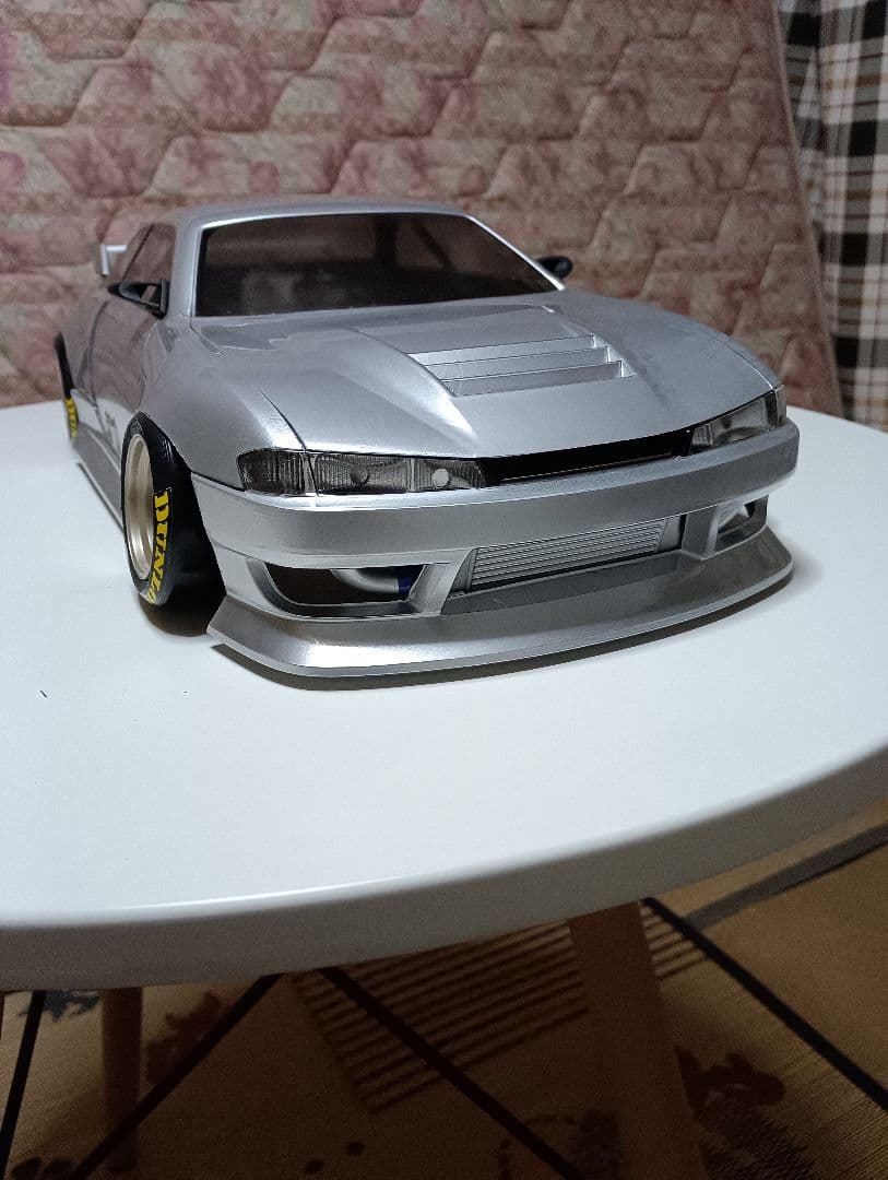 オ*ん様 S14シルビア（後期)ボディー　前後ブリスターフェンダー仕様 1/10