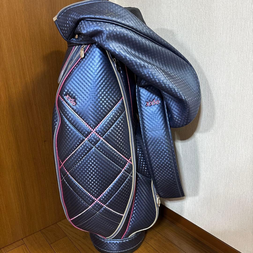 XXIO ネイビー キルティングキャディバッグ