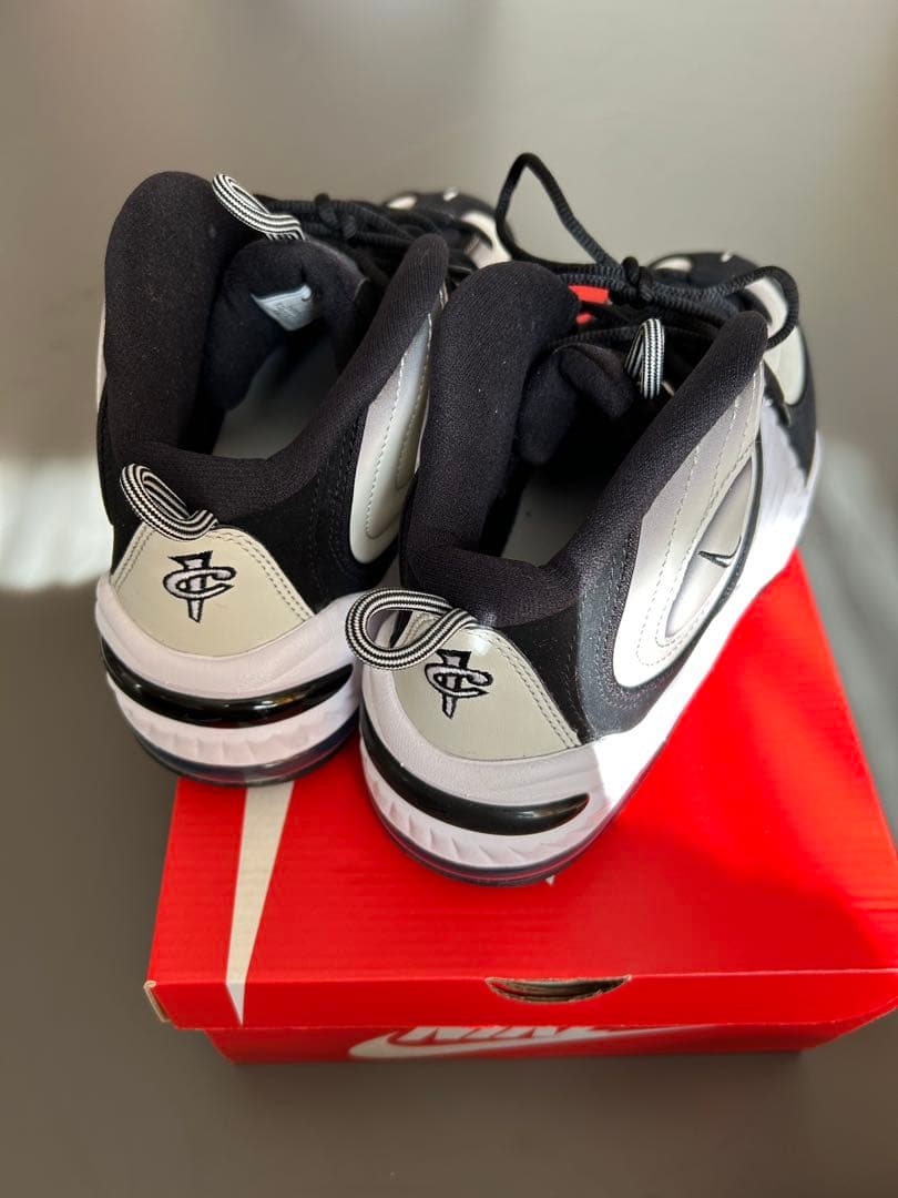 Nike Air Penny 2 Panda 新品