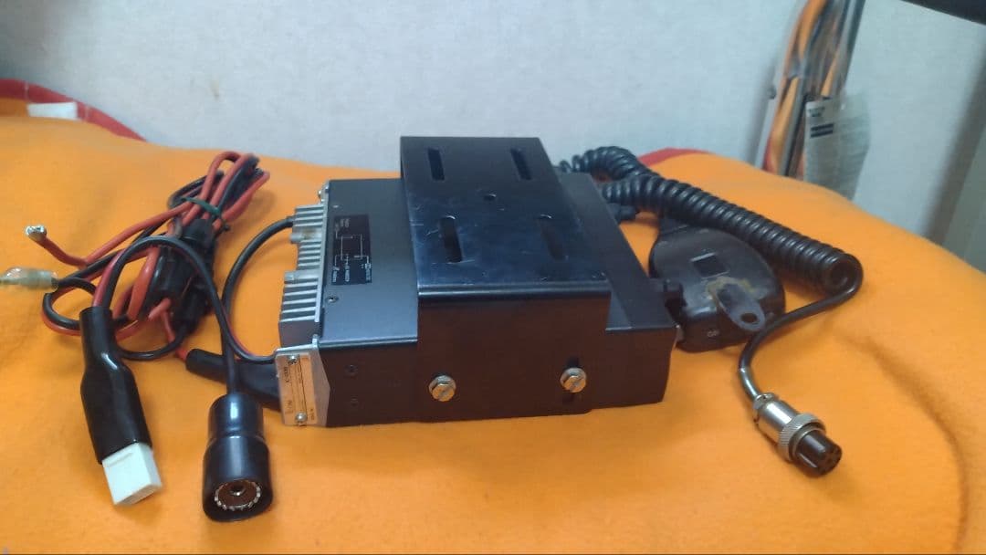 ICOMディユアルバンド144/430M IC-2330動作OK