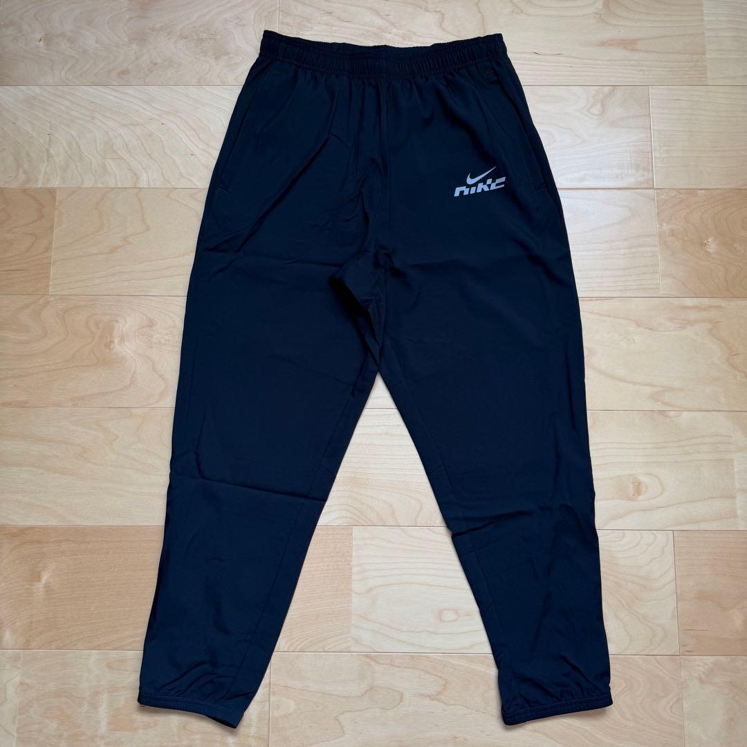 NIKEナイキ　ランニングウェア　上下セット　上着　パンツ　黒ブラック　M 新品