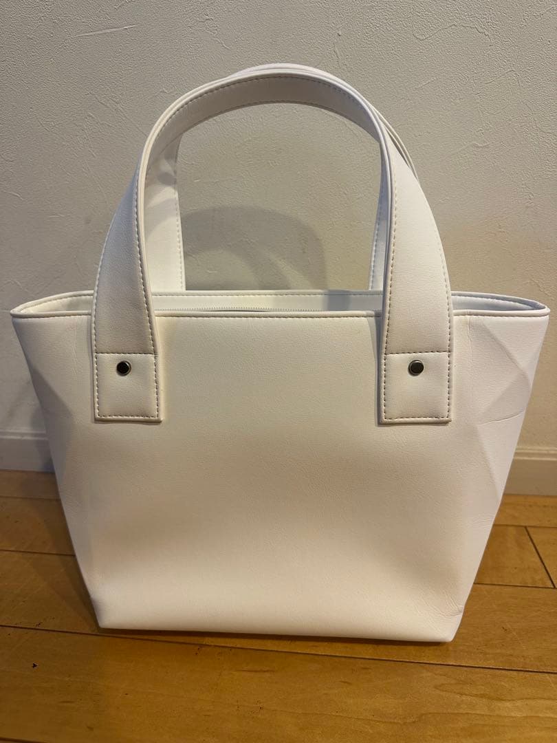 訳あり未使用品⭐︎DESCENTE ゴルフ　ラウンドバッグ ホワイト