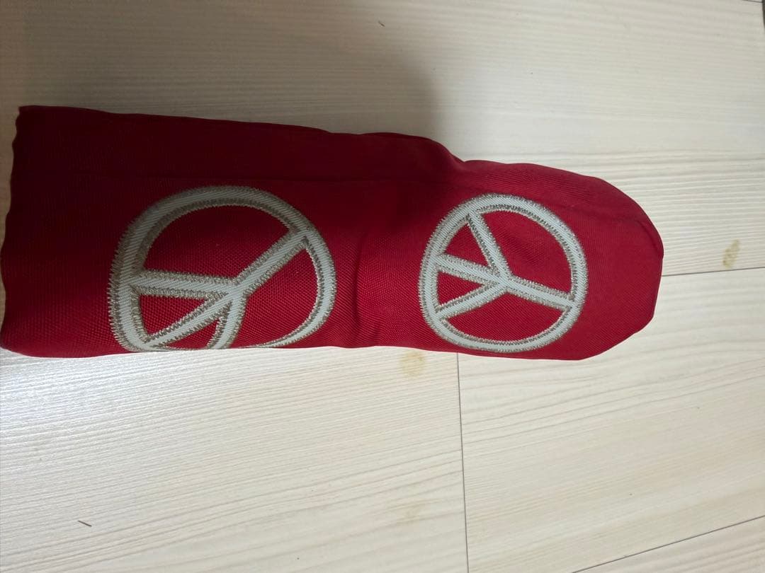 日本のゴルフブランド monzee（モンジー） のゴルフ用ヘッドカバーです。