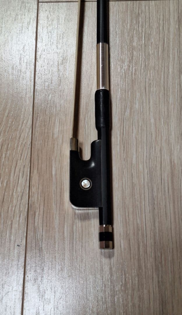 カーボンチェロ弓 4/4