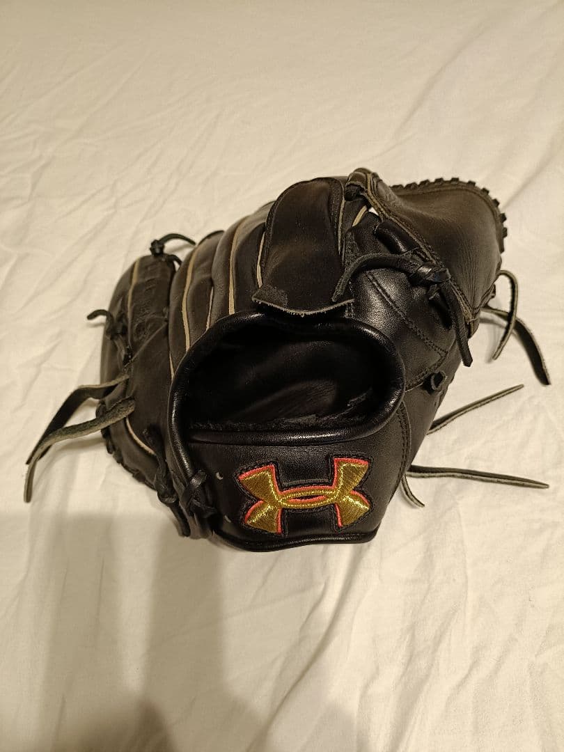 アンダーアーマー 軟式グローブ