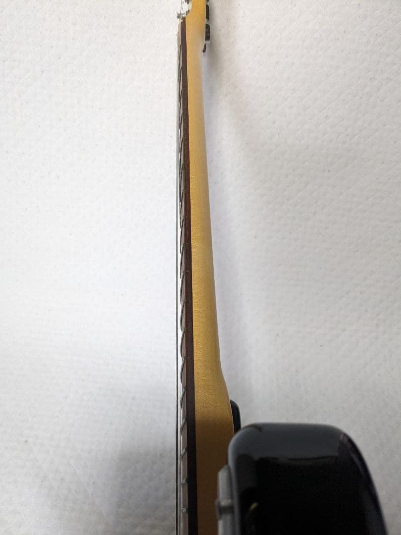 セルダー、ストラトキャスター、ミラーピックガード、エレキギター