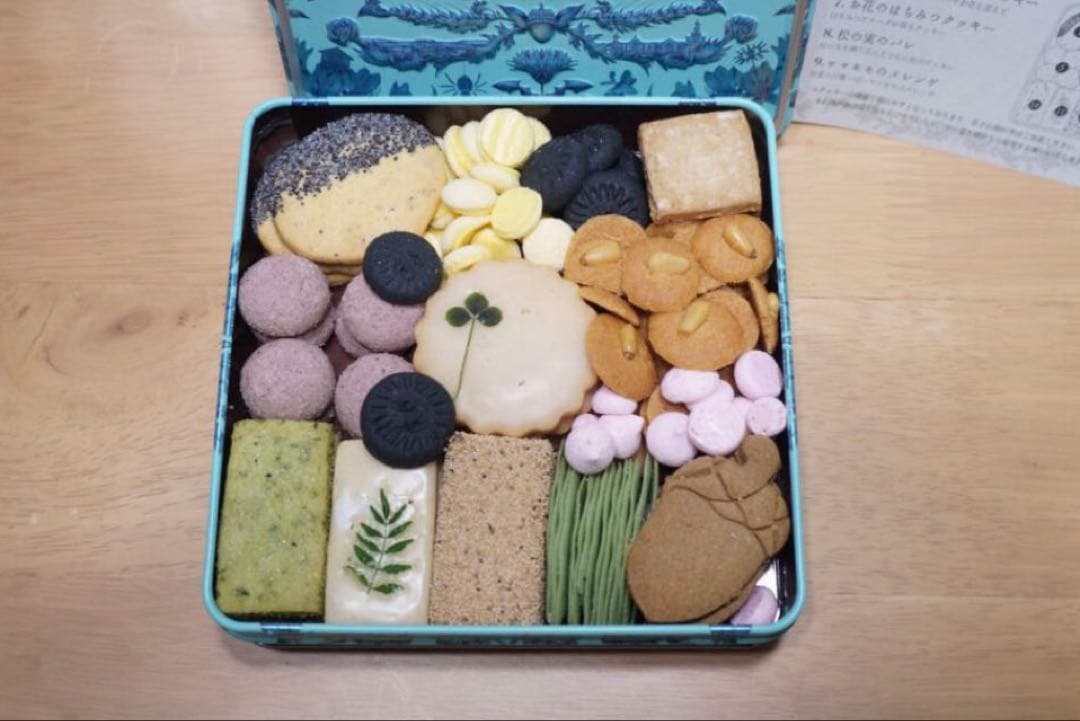 ジブリパーク　ジブリの大倉庫　限定　クッキー缶 銀の森　新品未開封