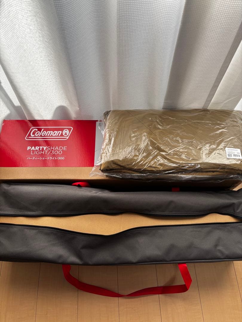新品未使用　コールマン　パーティーシェードライト/300 TCシェード
