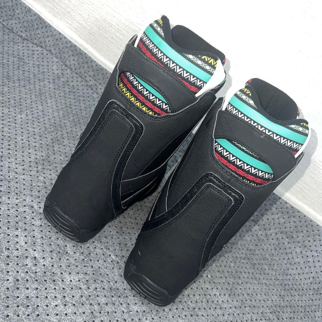数回使用 レディース 24cm FLOW HYKU BOA スノボブーツ