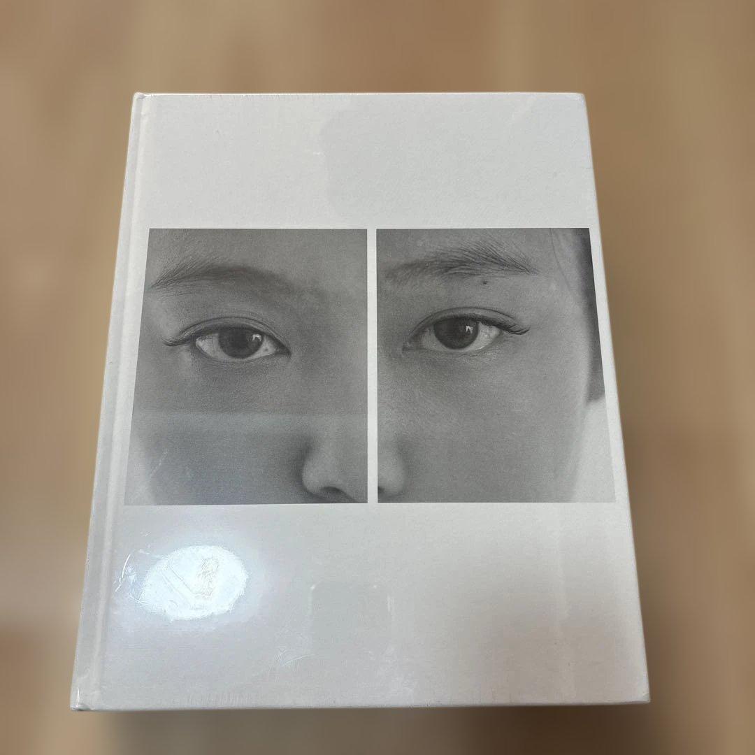 JENNIE J2NNI5 ジェニ 写真集 フォトブック