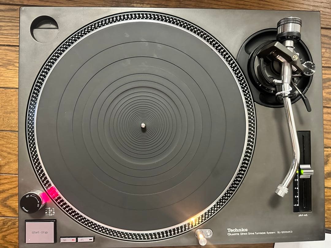 TECHNICS SL-200MK3 ターンテーブル1台