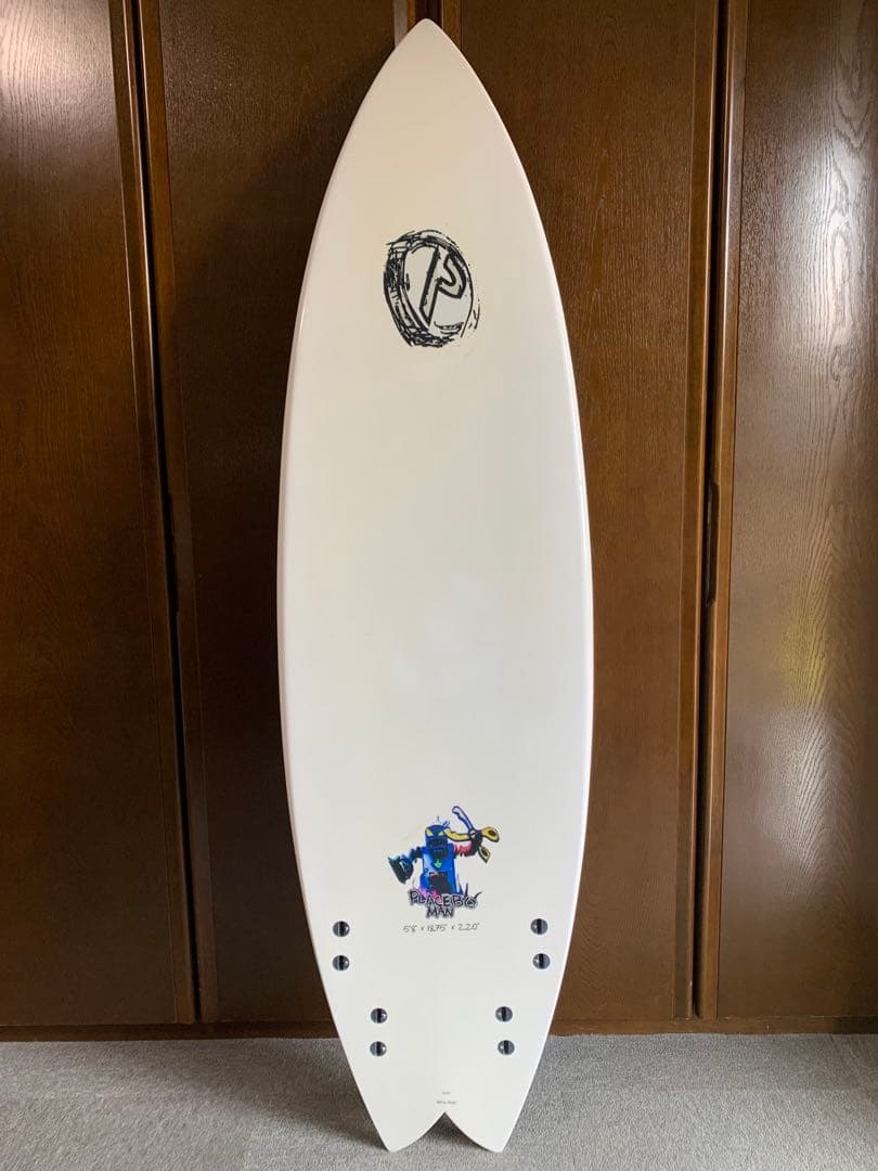 プレセボサーフボードPLACEBO MAN クアッド【※送料込 フィン付】