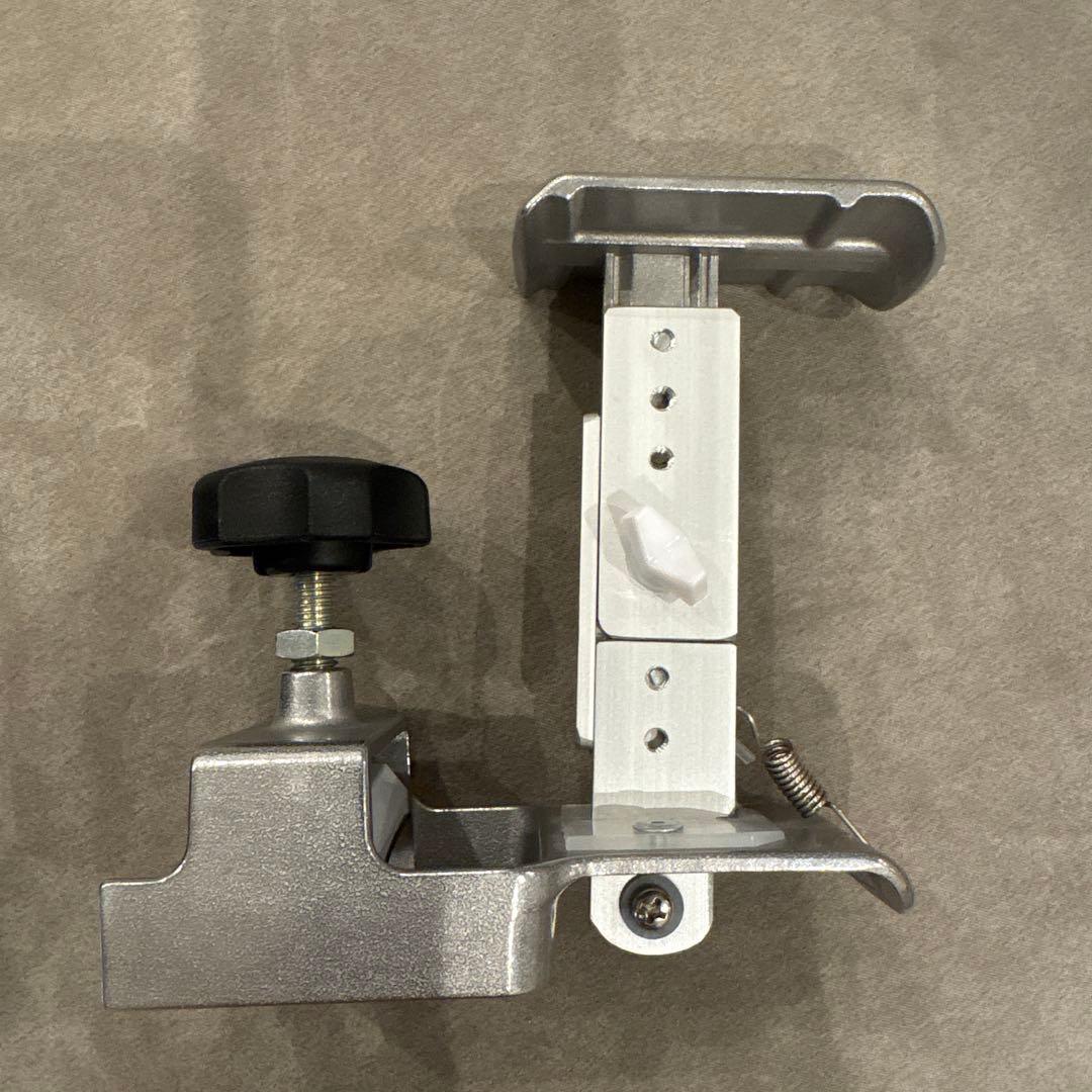 ピアノ　アシストペダル