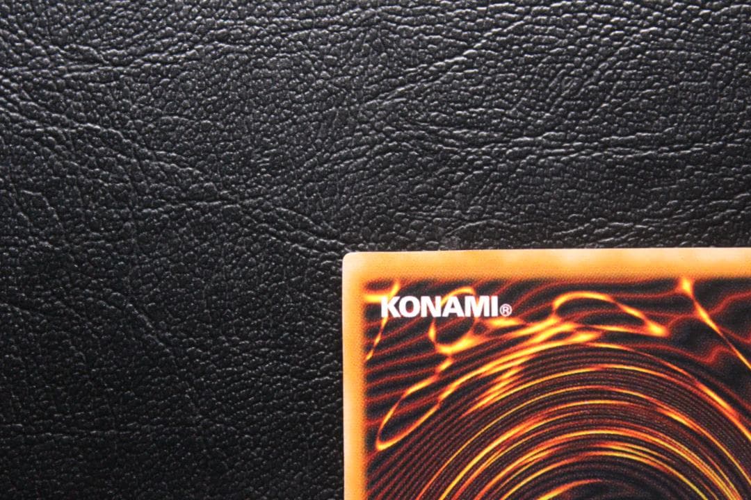 【遊戯王】LN-53 ブラック・マジシャン レリーフレア