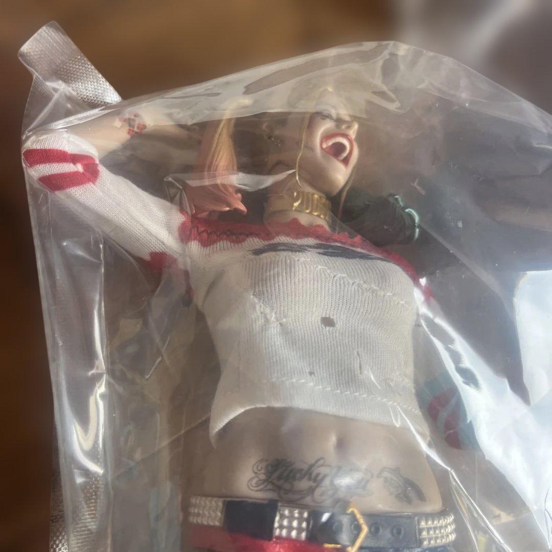 未開封 ハーレイクイン 1/6 バットマン スーサイド スクワッド