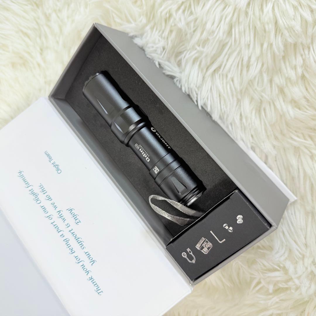 Odin mini 1250ルーメン タクティカルライト