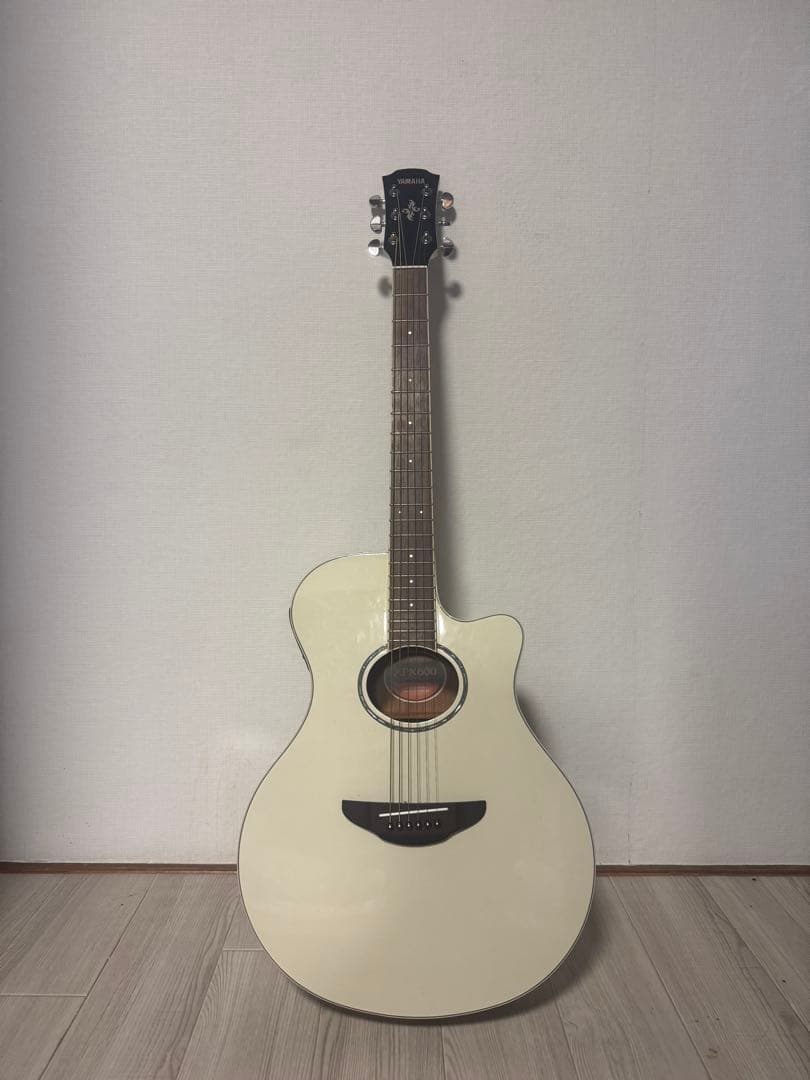 YAMAHA ギター APX 600