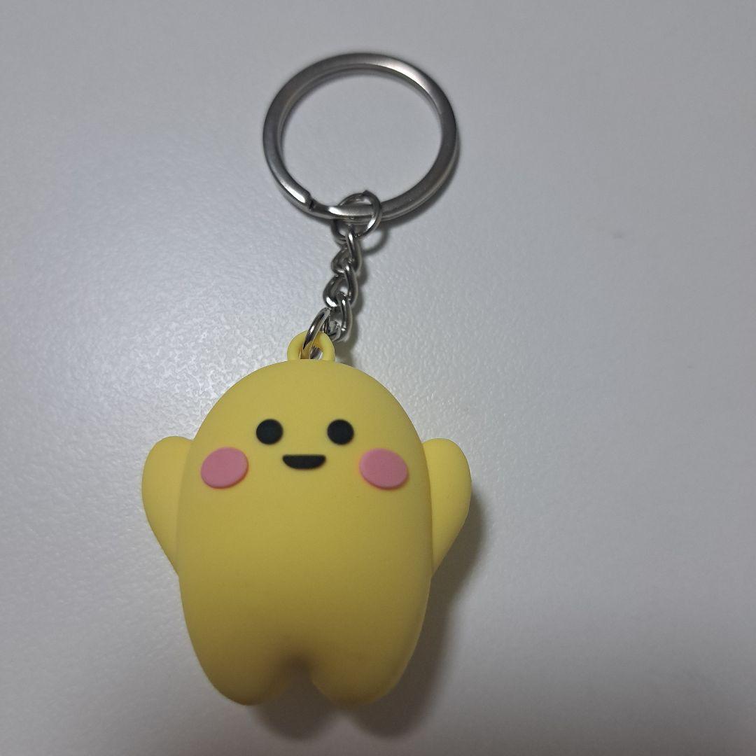 サーキュウーラちゃんのぬいぐるみ２個+黄色キーホルダー+ Waドイツピン