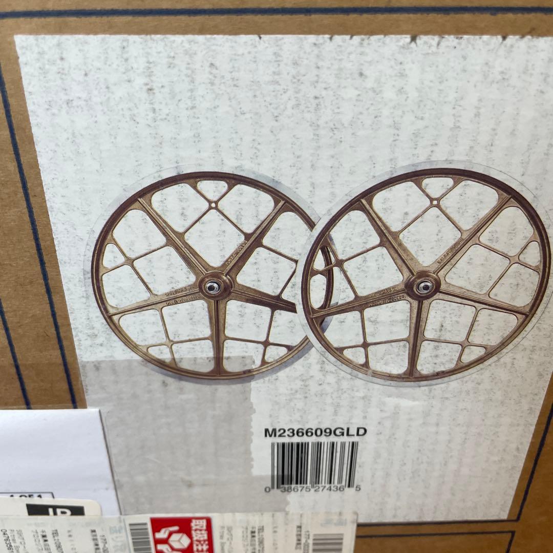 mon Motomag III ゴールドホイール