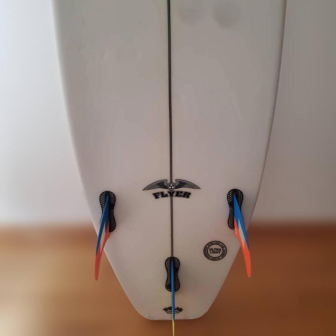 FLYER & AL MERRICK トライフィンショートボード