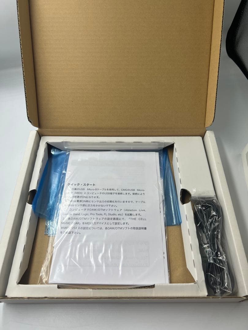 CMG:THE CELL MUSIC GEAR ホワイト MIDIコントローラー