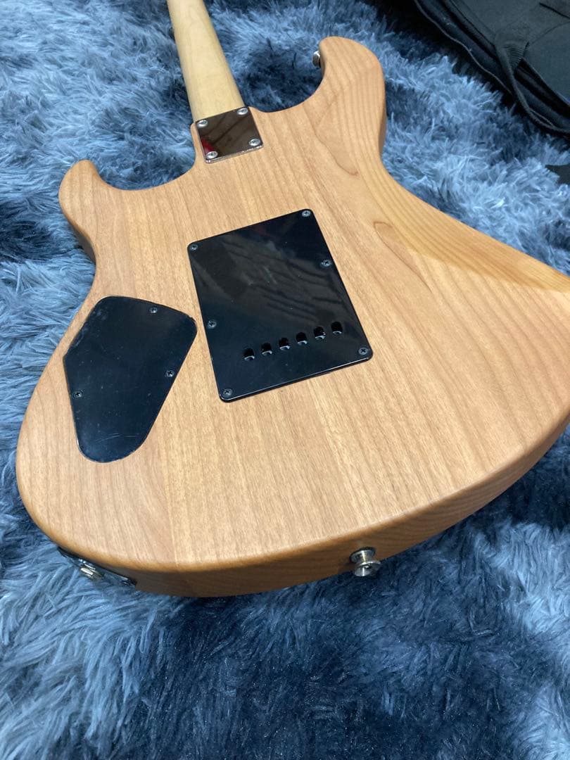 美品 ヤマハ YAMAHA PACIFICA PAC 112V木目調 ナチュラル