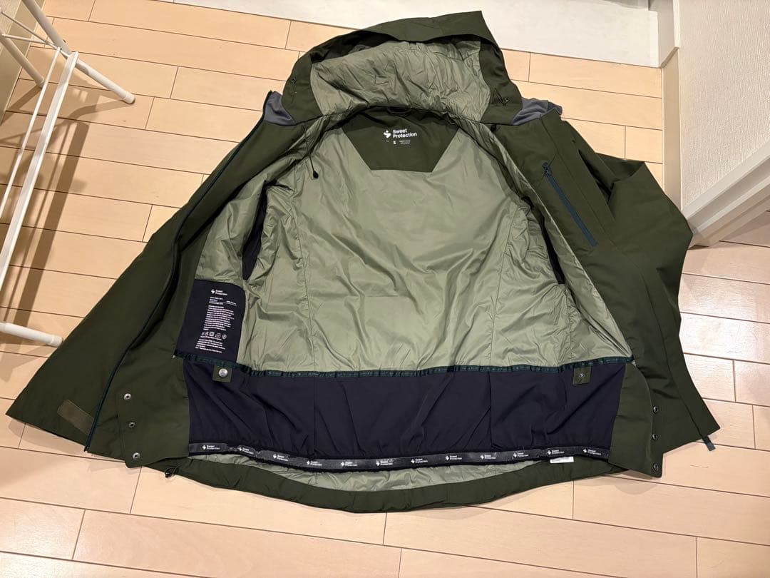 Sweet Protection 上オリーブグリーン 下ブラック サイズS