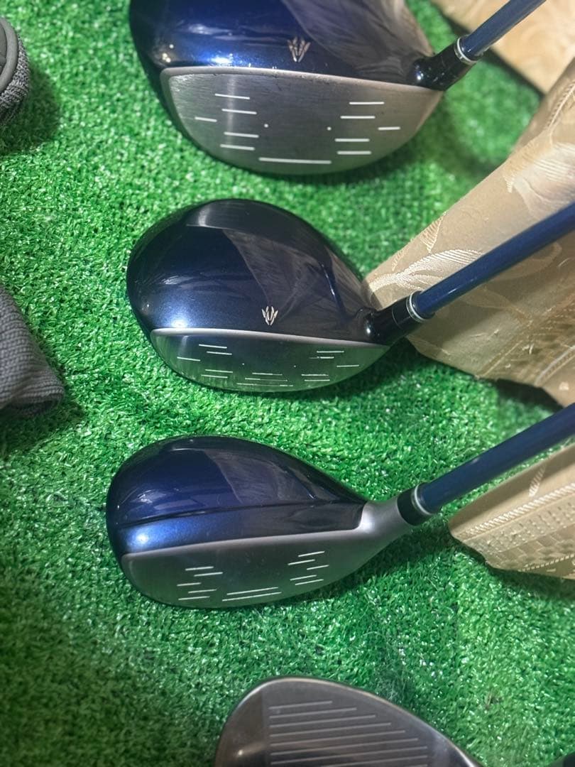 ゼクシオ テン レディース 　豪華 15点　XXIO 10 ゴルフセット バッグ