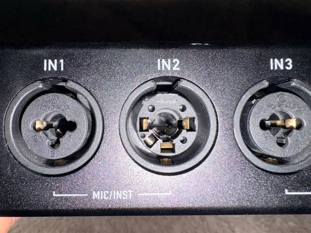 TASCAM US-20x20 オーディオインターフェイス