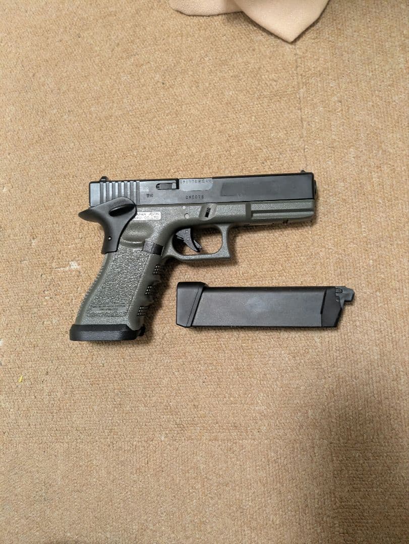 GLOCK G17 カスタム Foliage Green