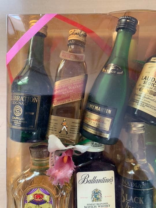 【超希少】洋酒、ミニポトル11本、1987年購入、ハワイお土産