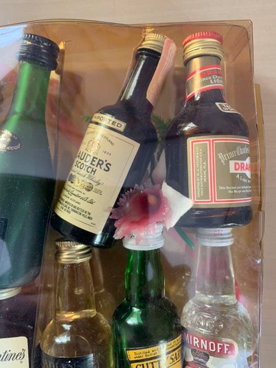 【超希少】洋酒、ミニポトル11本、1987年購入、ハワイお土産