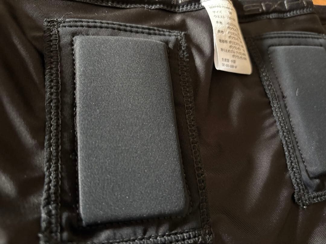 ★nanaさん専用【保証付】シックスパッド コアベルト Mサイズ