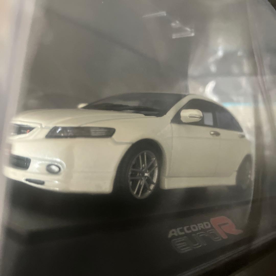 1/43 ホンダ　アコード　ユーロR　ミニカー　プレミアムホワイトパール