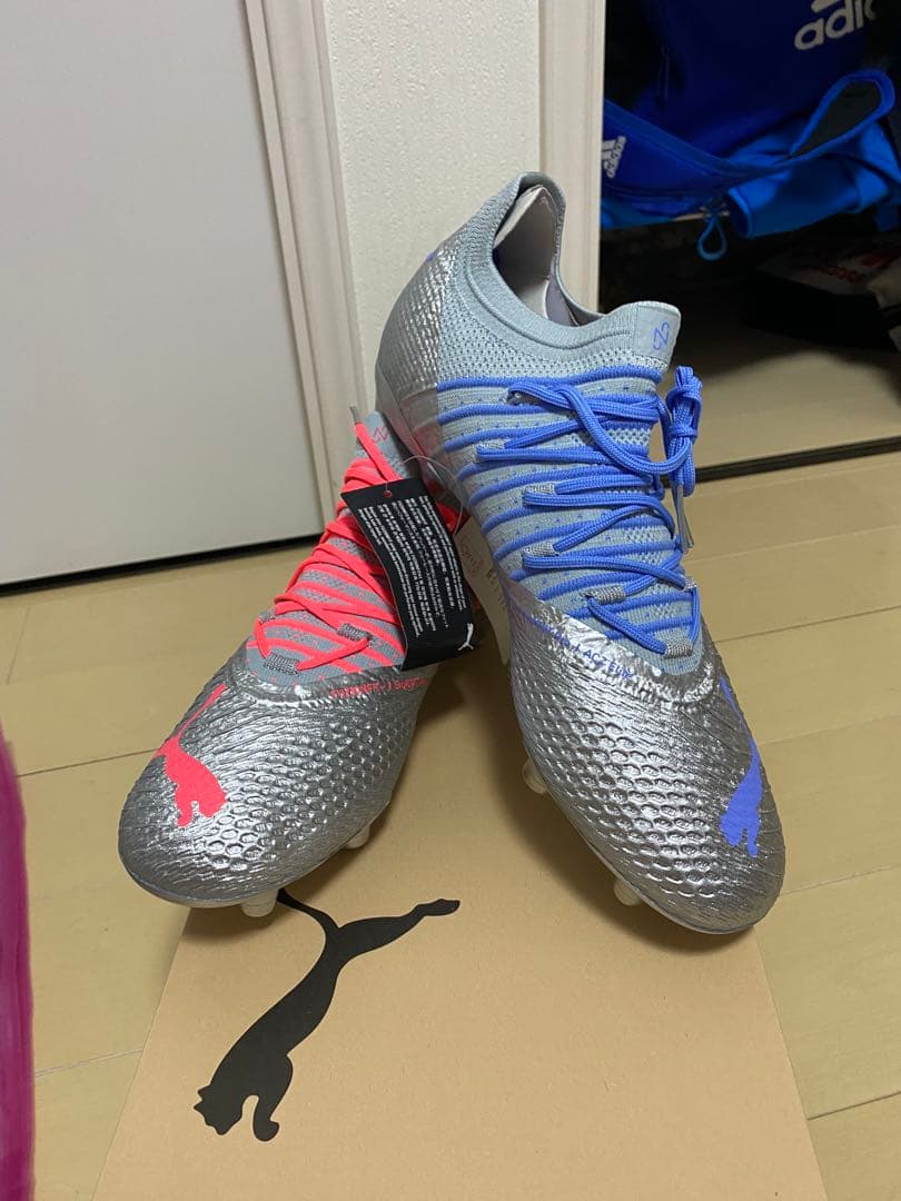 レアサッカースパイクネイマールシグネチャーモデルFUTURE Z DREAMER