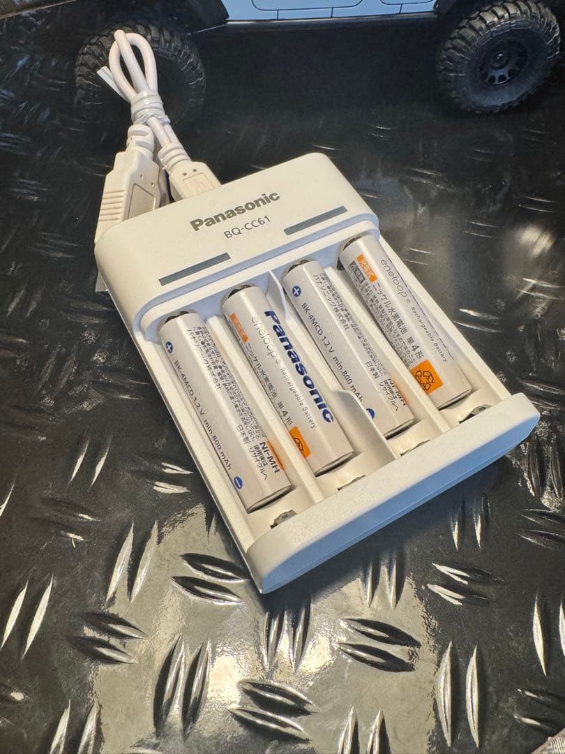 ミニッツ 4×4 ジープ　ラングラー　アンリミテッド　ルピコン　充電電池付き