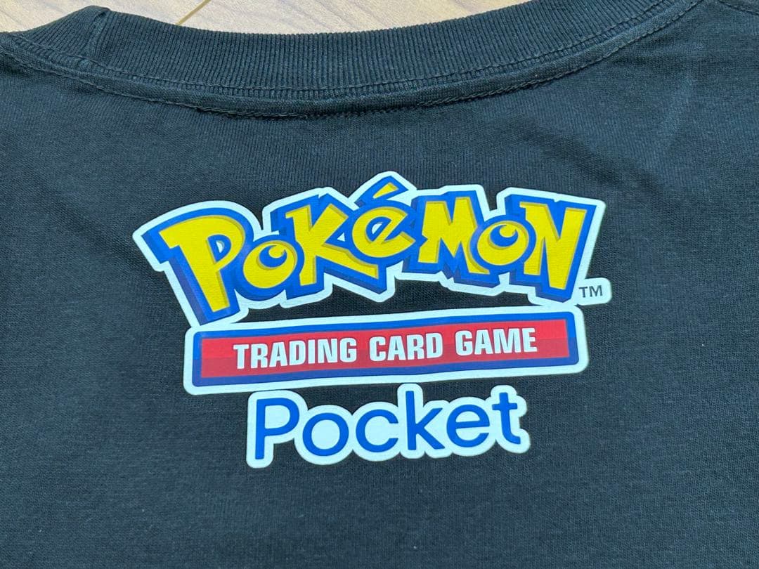 【抽選ポケポケTシャツ】ポケモン トレーディングカードゲーム Tシャツ 黒