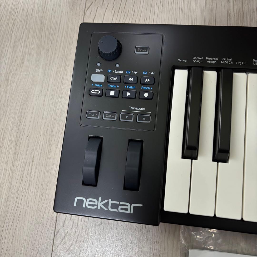 Nektar Impact GX61 MIDIキーボード