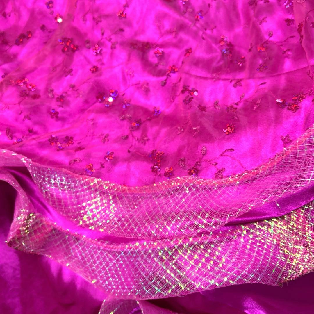 【華やか】フューシャピンク 豪華ストーン　クリスアン　社交ダンス　最終お値下げ