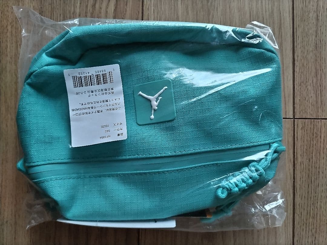 ナイキ JORDAN コーデュラ クロス ボディーバッグ（2L）