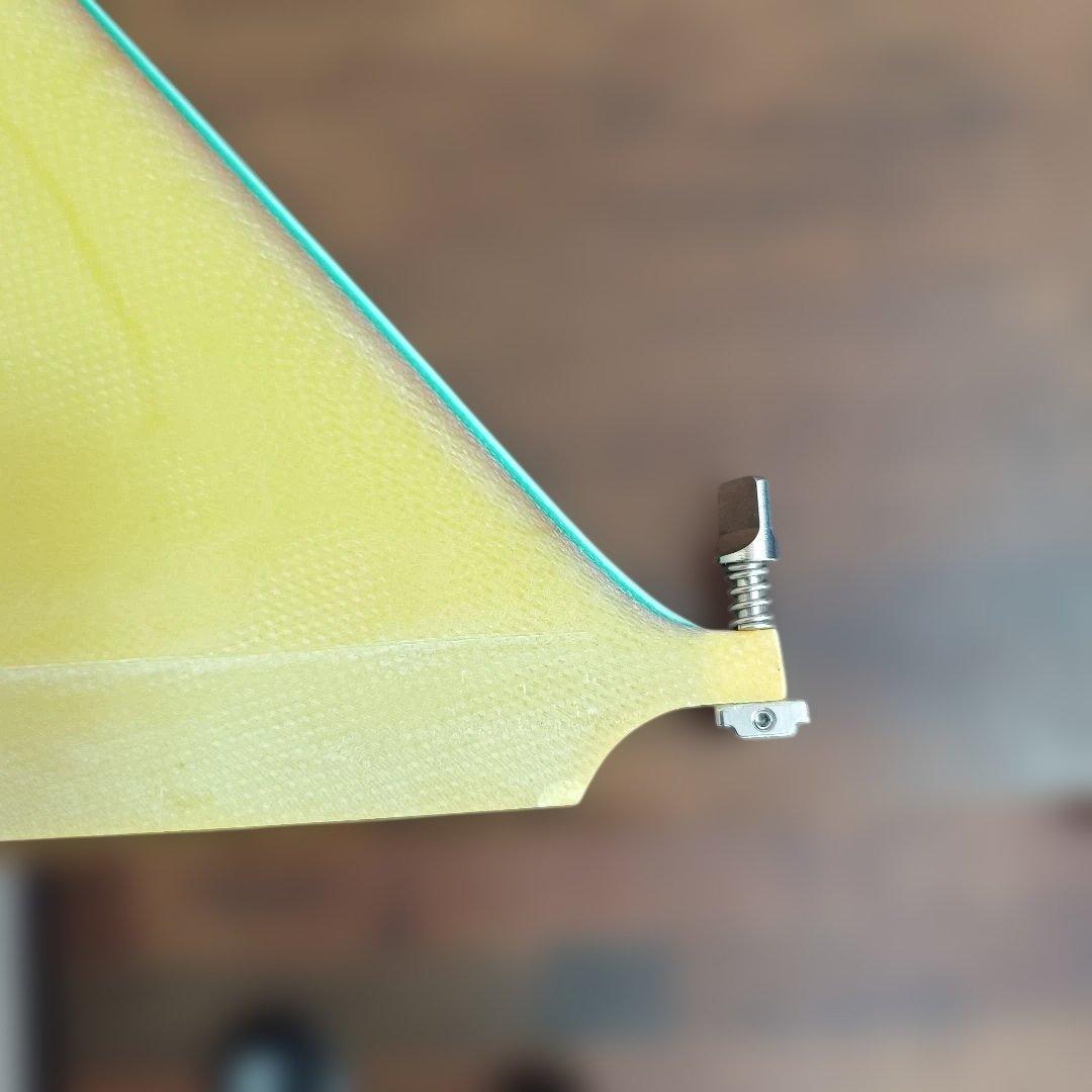 TZさん確認用　１１インチ センサーフィン　ネジ付き