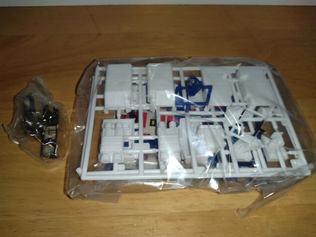 H*L様 高速戦隊ターボレンジャー　メタル合金　DXターボラガー 　バンダイ　食