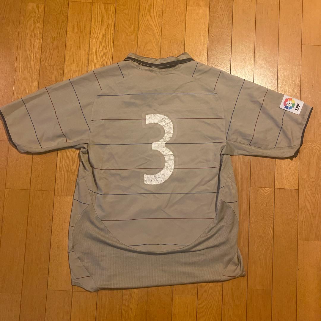 【値下げしました】Nike FC Barcelona ベージュストライプシャツ