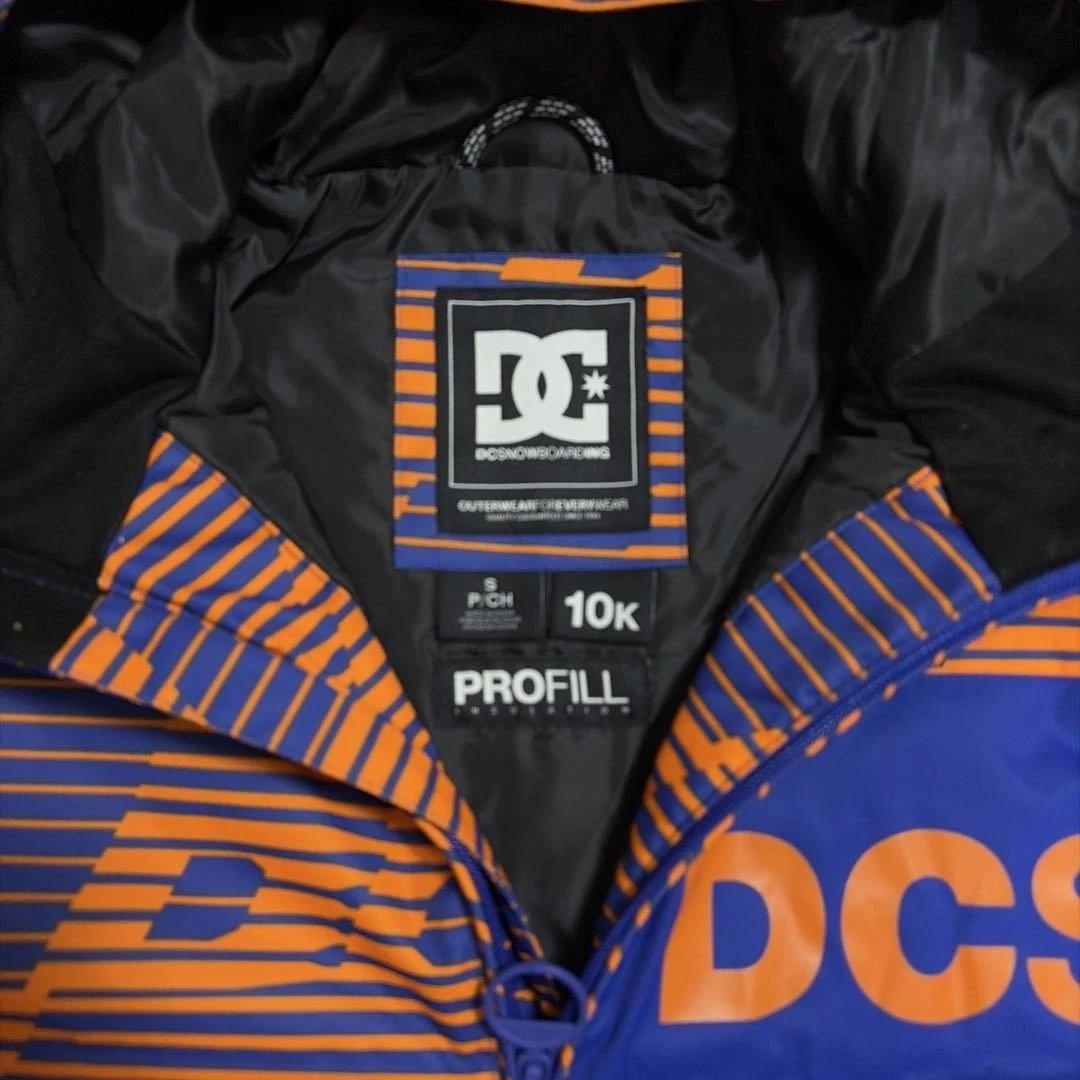 新品未使用　DC キッズ　スノーボード　ウェア　140